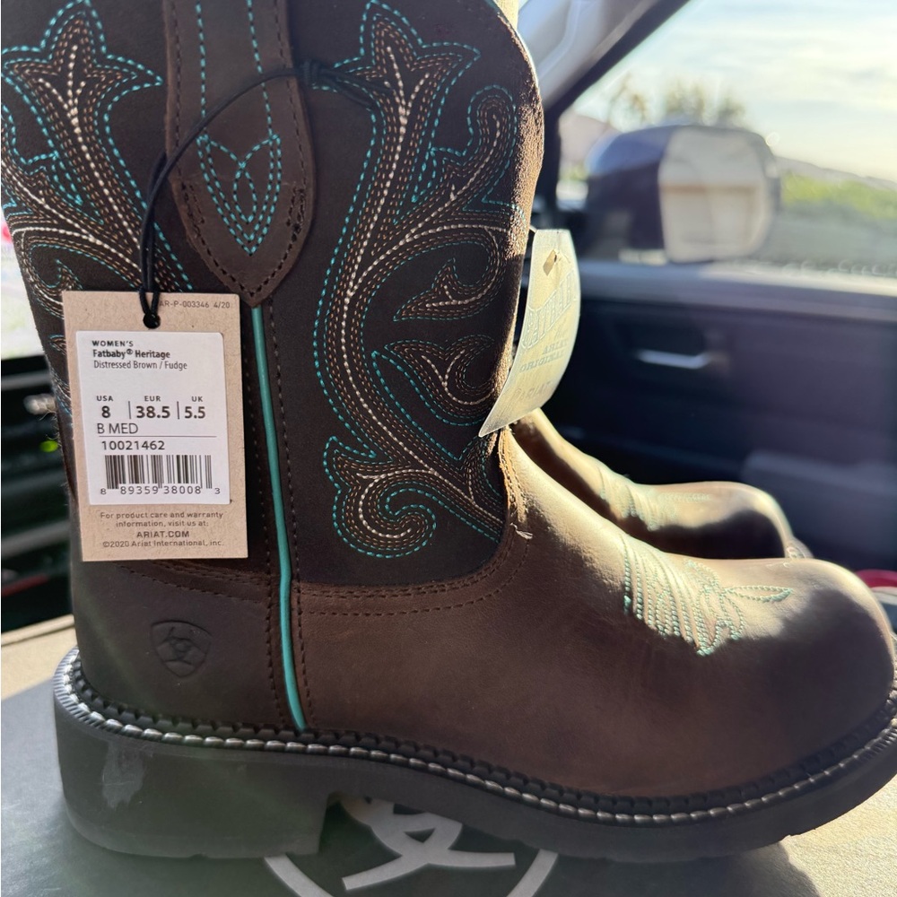 Ariat Women's Brown and Teal Western Booties